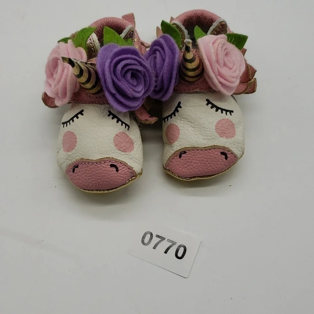 UNICORN baby slippers leather upper leather lining white pink felt flower fringe